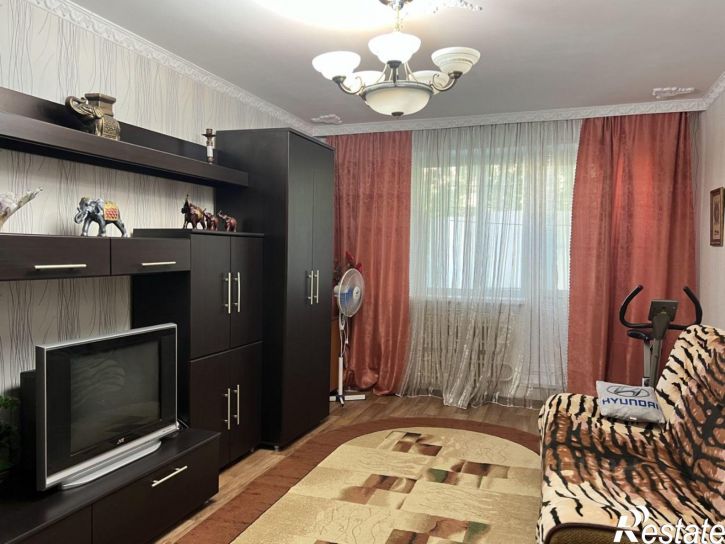 3-комн квартира Старый Оскол