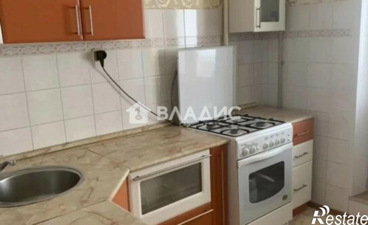 3-комн квартира Белгород, улица Конева, 1