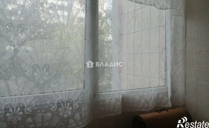 3-комн квартира Белгород, улица Конева, 1
