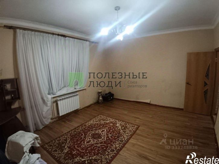 3-комн квартира ул Петровского, 1,  д. 1