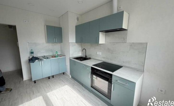4-комн квартира Старый Оскол, микрорайон Жукова, 28