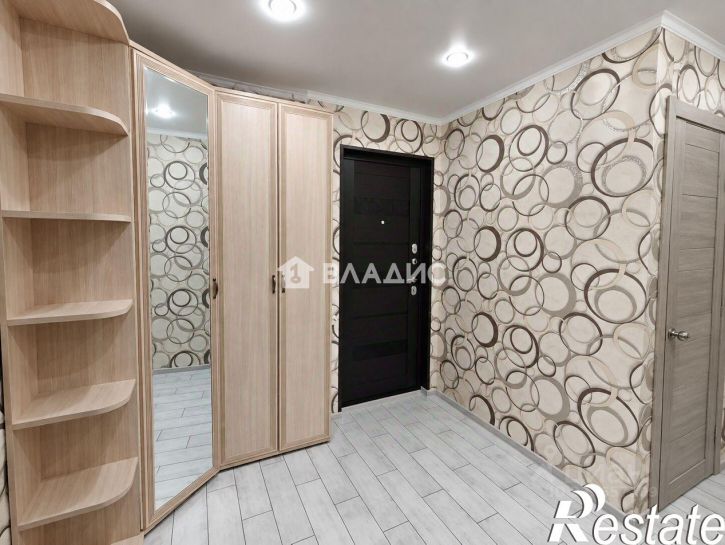 3-комн квартира улица Скворцова, 1,  д. 1