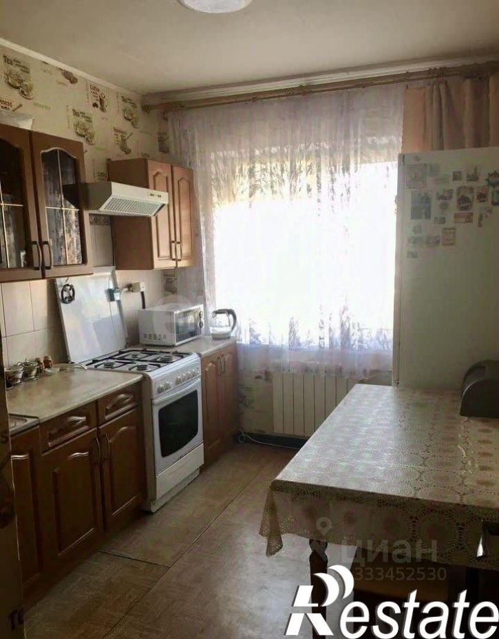 4-комн квартира Железнодорожная улица, 10,  д. 10