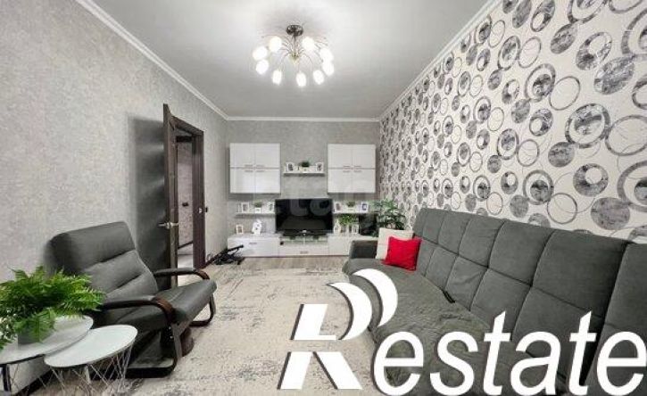 4-комн квартира улица 5 Августа, 2,  д. 2