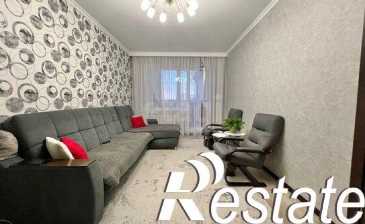 4-комн квартира улица 5 Августа, 2,  д. 2