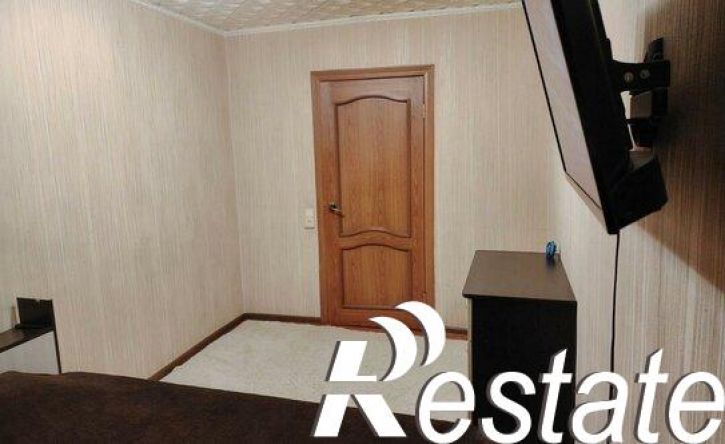 3-комн квартира улица Лазарева, 12,  д. 12